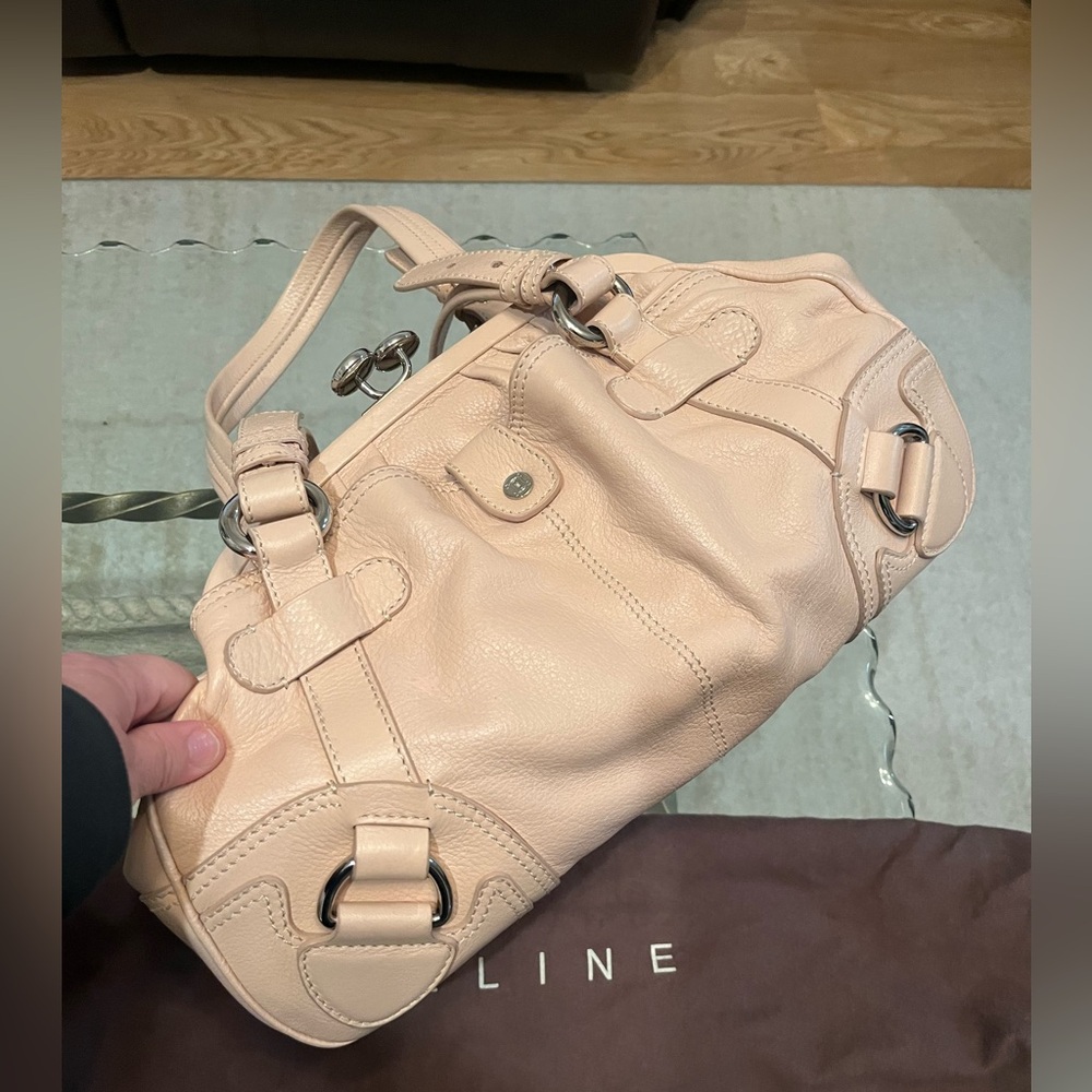 Rare Celine leather handbag with kiss-lock. Hard to find .with a COA & dustbag - Picture 3 of 13